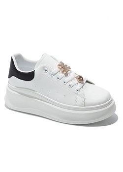 C&apos;M Sneakersy w kolorze białym ze sklepu Limango Polska w kategorii Buty sportowe damskie - zdjęcie 175933707