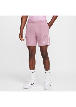 Męskie spodenki tenisowe Dri-FIT 18 cm NikeCourt Advantage - Fiolet ze sklepu Nike poland w kategorii Spodenki męskie - zdjęcie 175940867