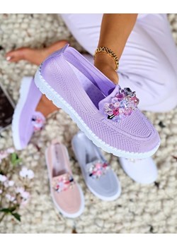 Royalfashion Fioletowe damskie zdobione półbuty slip on Enweta ze sklepu royalfashion.pl w kategorii Buty sportowe damskie - zdjęcie 175997217