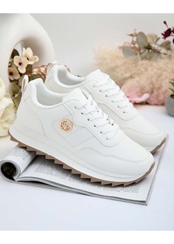 Royalfashion Sneakersy damskie zamszowe Tis ze sklepu royalfashion.pl w kategorii Buty sportowe damskie - zdjęcie 175998546