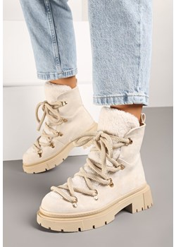 Beżowe Botki Traperki z Ozdobnym Sznurowaniem i Kożuszkiem Godhilde - id: 270145 - marki born2be - 176042769 Beżowe Botki Traperki z Ozdobnym Sznurowaniem i Kożuszkiem Godhilde ze sklepu born2be.pl w kategorii Workery damskie - zdjęcie 176042769