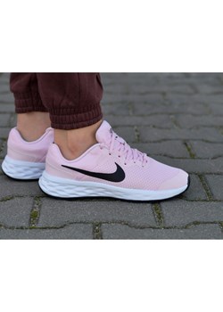 Buty lifestyle damskie Nike Revolution 6 NN GS DD1096-608 ze sklepu Decathlon w kategorii Buty damskie - zdjęcie 176167526