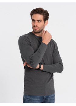 Męski longsleeve BASIC z okrągłym dekoltem - grafitowy V6 OM-LSBL-0106 ze sklepu ombre w kategorii T-shirty męskie - zdjęcie 176237648