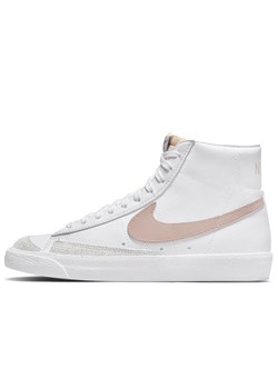 Buty Nike Blazer Mid '77 CZ1055-118 - białe ze sklepu streetstyle24.pl w kategorii Buty sportowe damskie - zdjęcie 176245707