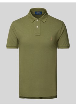 Koszulka polo o kroju slim fit z wyhaftowanym logo ze sklepu Peek&Cloppenburg  w kategorii T-shirty męskie - zdjęcie 176256098