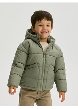 Reserved - Pikowana kurtka z kapturem - oliwkowy ze sklepu Reserved w kategorii Kurtki chłopięce - zdjęcie 176262619