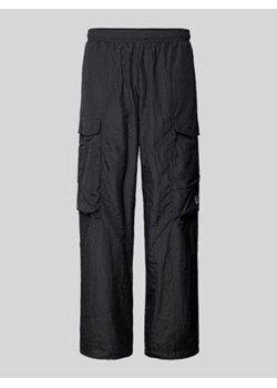 Spodnie typu track pants z kieszeniami z patką i nadrukiem z logo ze sklepu Peek&Cloppenburg  w kategorii Spodnie męskie - zdjęcie 176267868