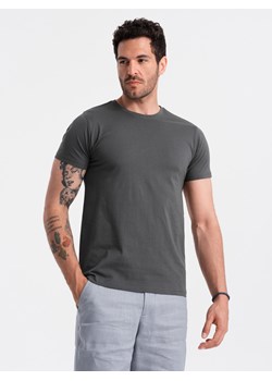 Męski klasyczny bawełniany T-shirt BASIC - grafitowy V15 OM-TSBS-0146 ze sklepu ombre w kategorii T-shirty męskie - zdjęcie 176307595