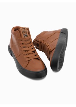 Buty męskie sneakersy za kostkę z kontrastową podeszwą - camel V5 OM-FOTH-0124 ze sklepu ombre w kategorii Trampki męskie - zdjęcie 176309996