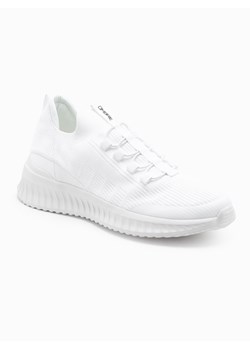 Wsuwane męskie buty sneakersy wykonane z lekkich materiałów - białe V4 OM-FOKS-0149 ze sklepu ombre w kategorii Buty sportowe męskie - zdjęcie 176316235