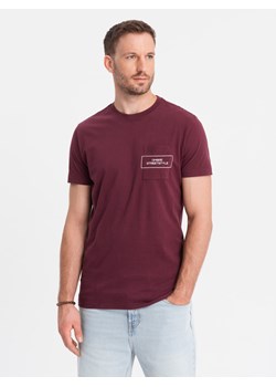 Męski t-shirt bawełniany z nadrukiem na kieszonce Ombre Streetstyle – bordowy V3 OM-TSCT-0108 ze sklepu ombre w kategorii T-shirty męskie - zdjęcie 176323017