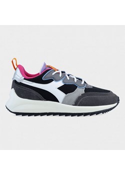 Damskie sneakersy Diadora Jolly Suede Mesh - czarne ze sklepu Sportstylestory.com w kategorii Buty sportowe damskie - zdjęcie 176361439