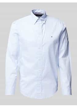 Koszula casualowa o kroju regular fit z wyhaftowanym logo model ‘POPLIN’ ze sklepu Peek&Cloppenburg  w kategorii Koszule męskie - zdjęcie 176365439