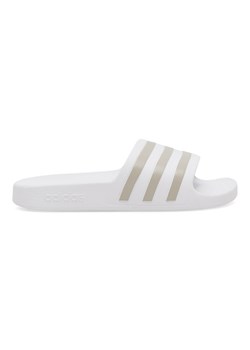 Klapki basenowe ADIDAS adilette Aqua EF1730 ze sklepu ccc.eu w kategorii Klapki damskie - zdjęcie 176375299