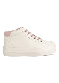 Sneakers Jenny Fairy WFA3010-1 ze sklepu ccc.eu w kategorii Buty sportowe damskie - zdjęcie 176382706