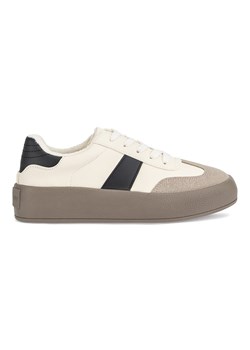 Sneakers Jenny Fairy WFA3012-1 ze sklepu ccc.eu w kategorii Buty sportowe damskie - zdjęcie 176382707