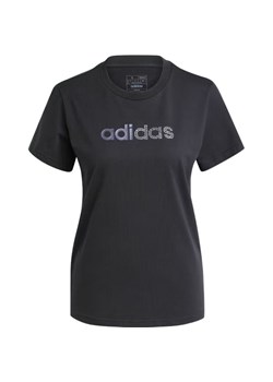 Koszulka damska Holiday Graphic Tee Adidas ze sklepu SPORT-SHOP.pl w kategorii Bluzki damskie - zdjęcie 176413455