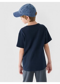 Chłopięcy t-shirt z nadrukiem 4F 4FJWMM00TTSHM2331 - granatowy ze sklepu Sportstylestory.com w kategorii T-shirty chłopięce - zdjęcie 176419378