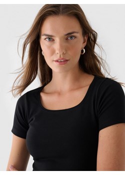 Damski t-shirt basic Outhorn OTHWAW24TTSHF2370 - czarny ze sklepu Sportstylestory.com w kategorii Bluzki damskie - zdjęcie 176421679