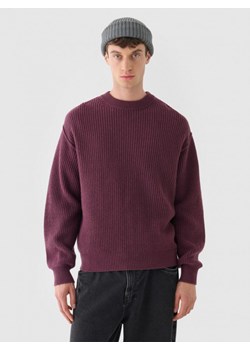 Męski sweter wełniany Outhorn OTHWAW24TSWEM100 - czerwony ze sklepu Sportstylestory.com w kategorii Swetry męskie - zdjęcie 176421769