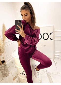 komplet dres welurowy mielczarkowski bluza w serek + legginsy polski produkt  -  burgund bordo - id: 8869 - marki Mielczarkowski - 176539239 komplet dres welurowy mielczarkowski bluza w serek + legginsy polski produkt  -  burgund bordo ze sklepu STYLOWO w kategorii Dresy damskie - zdjęcie 176539239