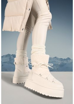 Beżowe Śniegowce Vices na Grubej Podeszwie Ozdobione Sznurowaniem i Futerkiem Ravanelle ze sklepu born2be.pl w kategorii Śniegowce damskie - zdjęcie 176561989