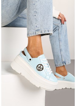 Niebieskie Sneakersy Vices na Grubej Tłoczonej Podeszwie z Paskiem na Pięcie i Metaliczną Ozdobą Zenfedi ze sklepu born2be.pl w kategorii Buty sportowe damskie - zdjęcie 176562417