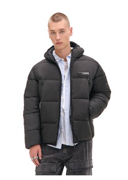Cropp - Czarna pikowana kurtka puffer - czarny ze sklepu Cropp w kategorii Kurtki męskie - zdjęcie 176574959