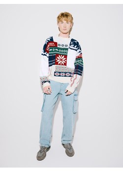 Cropp - Sweter z zimowym motywem - kremowy ze sklepu Cropp w kategorii Swetry męskie - zdjęcie 176579648