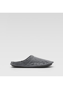Kapcie Crocs BAYA SLIPPER 205917-0IF ze sklepu ccc.eu w kategorii Kapcie damskie - zdjęcie 176580898