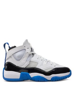 Nike Sneakersy DO1925 140 Biały ze sklepu MODIVO w kategorii Buty sportowe męskie - zdjęcie 176647667