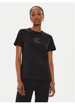 Calvin Klein Jeans T-Shirt Outlined J20J224791 Czarny Regular Fit ze sklepu MODIVO w kategorii Bluzki damskie - zdjęcie 176650136