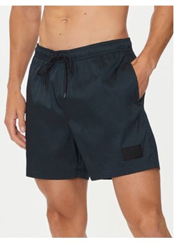 Calvin Klein Swimwear Szorty kąpielowe KM0KM01023 Czarny Regular Fit ze sklepu MODIVO w kategorii Kąpielówki - zdjęcie 176673269