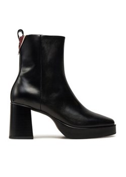 Tommy Hilfiger Botki Premium Leather High Heel Bootie FW0FW08100 Czarny ze sklepu MODIVO w kategorii Botki - zdjęcie 176690499