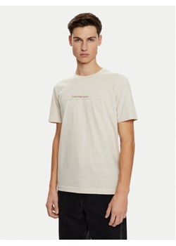 Calvin Klein Jeans T-Shirt Minimal Logo J30J327075 Beżowy Regular Fit ze sklepu MODIVO w kategorii T-shirty męskie - zdjęcie 176713735