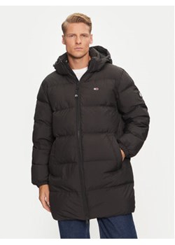 Tommy Jeans Kurtka puchowa Essential DM0DM20466 Czarny Regular Fit ze sklepu MODIVO w kategorii Kurtki męskie - zdjęcie 176818409