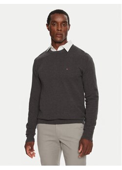 Tommy Hilfiger Sweter MW0MW36347 Szary Regular Fit ze sklepu MODIVO w kategorii Swetry męskie - zdjęcie 176819289