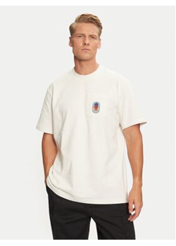 adidas T-Shirt OLPC IX6754 Écru Regular Fit ze sklepu MODIVO w kategorii T-shirty męskie - zdjęcie 176828607
