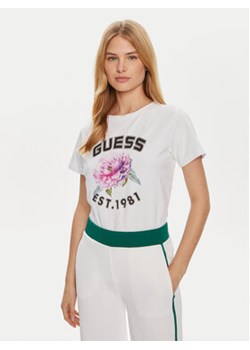 Guess T-Shirt Peony V4YI15 J1314 Biały Regular Fit ze sklepu MODIVO w kategorii Bluzki damskie - zdjęcie 176839898