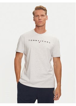 Tommy Jeans T-Shirt Linear Logo DM0DM20744 Szary Regular Fit ze sklepu MODIVO w kategorii T-shirty męskie - zdjęcie 176885536