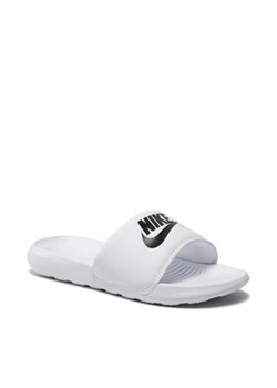 Nike Klapki Victori One Slide CN9677 100 Biały ze sklepu MODIVO w kategorii Klapki damskie - zdjęcie 177193905