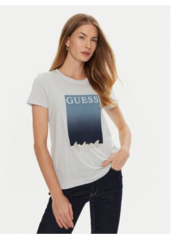 Guess T-Shirt W4BI30 JA914 Niebieski Regular Fit - id: 0000304253683 - marki Guess - 177252268 Guess T-Shirt W4BI30 JA914 Niebieski Regular Fit ze sklepu MODIVO w kategorii Bluzki damskie - zdjęcie 177252268
