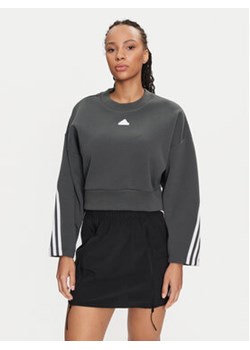 adidas Bluza Future Icons 3-Stripes IS3879 Zielony Loose Fit ze sklepu MODIVO w kategorii Bluzy damskie - zdjęcie 177281528