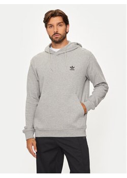 adidas Bluza Trefoil Essentials IX7670 Szary Regular Fit ze sklepu MODIVO w kategorii Bluzy męskie - zdjęcie 177304335