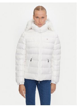 Tommy Jeans Kurtka puchowa DW0DW19926 Biały Regular Fit ze sklepu MODIVO w kategorii Kurtki damskie - zdjęcie 177346716