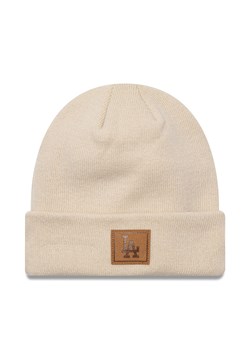 Czapka New Era Team Patch Cuff Bea 60565197 Beżowy ze sklepu eobuwie.pl w kategorii Czapki zimowe damskie - zdjęcie 177384018