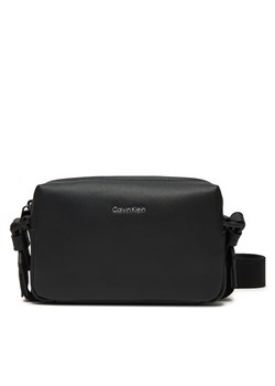 Saszetka Calvin Klein Ck Must Camera Bag S K50K512761 Czarny ze sklepu eobuwie.pl w kategorii Saszetki - zdjęcie 177398918