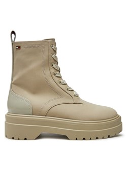 Trapery Tommy Hilfiger Flag Ventile Lace Up Boot FW0FW08287 Beżowy ze sklepu eobuwie.pl w kategorii Workery damskie - zdjęcie 177409609