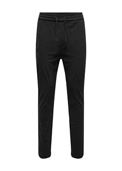 ONLY &amp; SONS Spodnie dresowe w kolorze czarnym ze sklepu Limango Polska w kategorii Spodnie męskie - zdjęcie 177460817