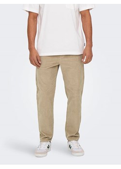 ONLY &amp; SONS Spodnie w kolorze beżowym ze sklepu Limango Polska w kategorii Spodnie męskie - zdjęcie 177461039